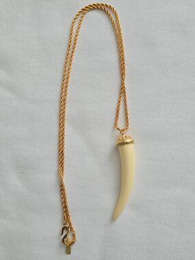 Vintage Kenneth Jay Lane Faux Ivory Tusk Gold Plated Pendant Necklace Rope Chain